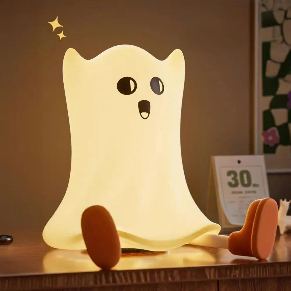 Spook up your space with our Halloween Pumpkin Night Light! 🎃✨